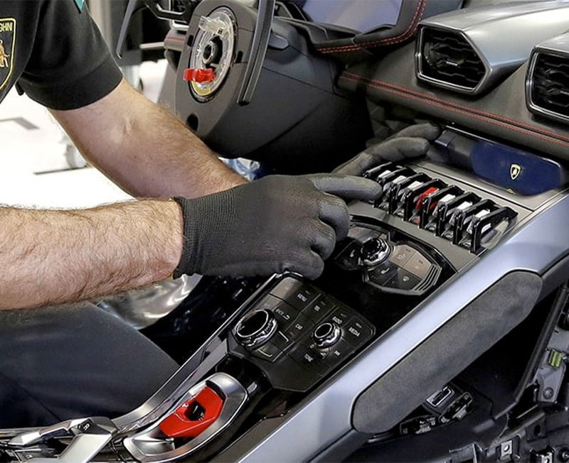 Lamborghini Repiar Dubai